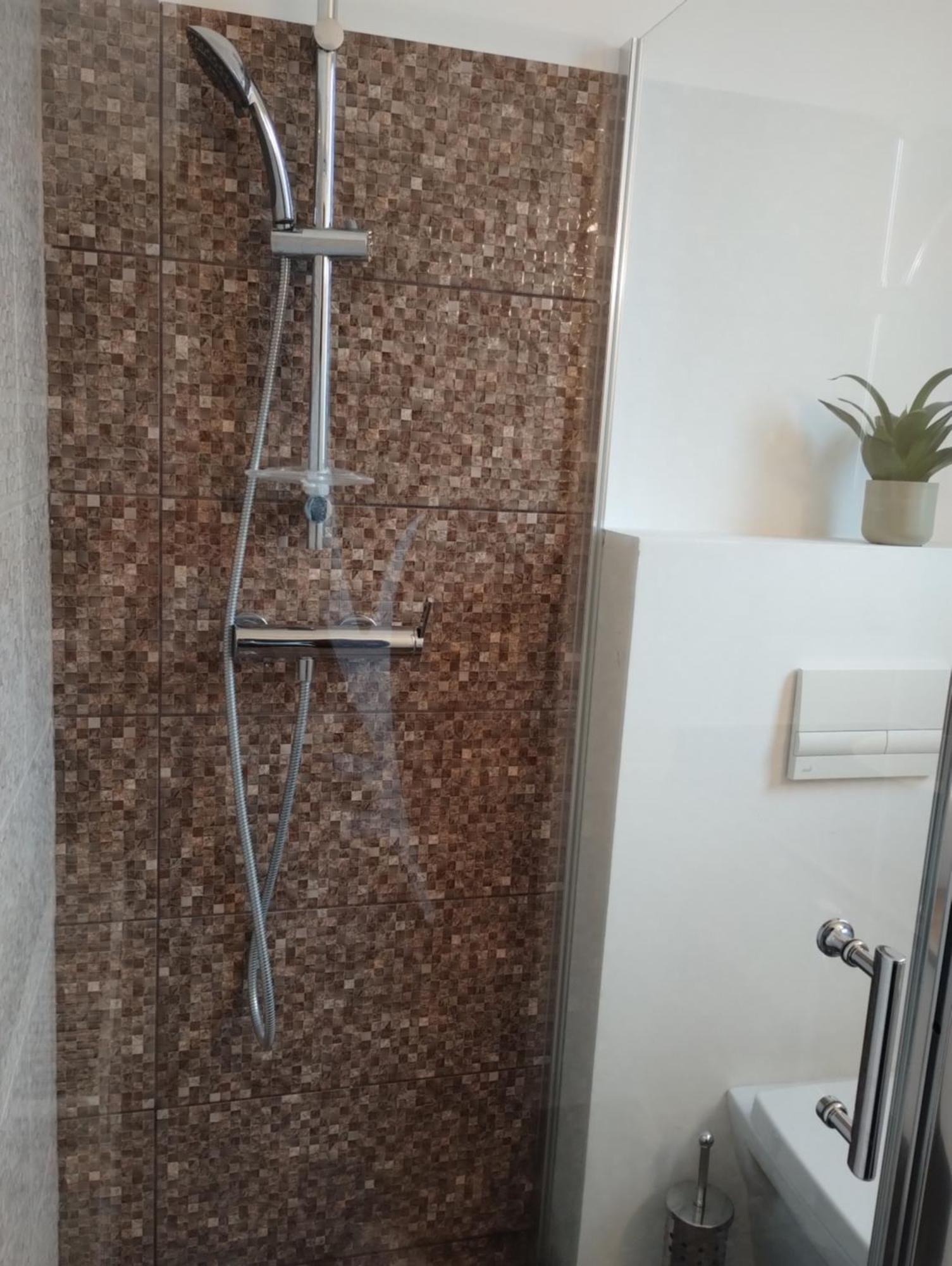 Casa Cu Flori Hotel Buşteni Eksteriør billede